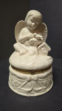 Wal Mart White Ceramic Angel Trinket Box Birdhouse Small Lidded Decor *chip